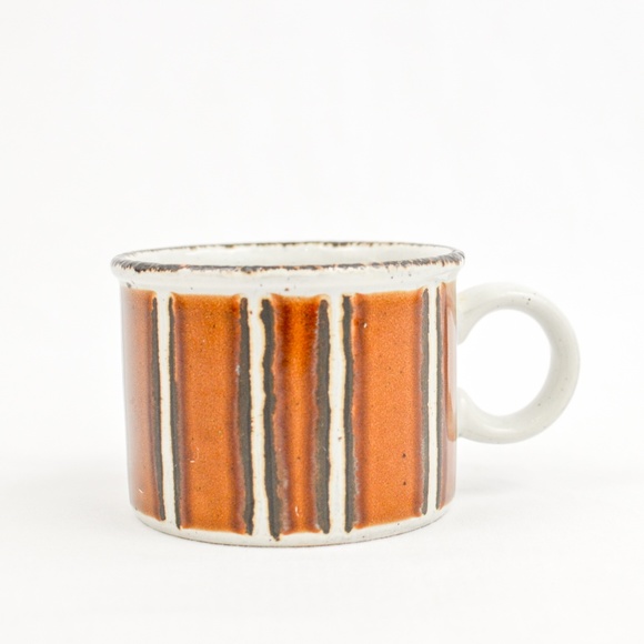 Midwinter Stonehenge earth mugs - Picture 2 of 3